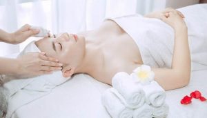Dịch vụ chăm sóc da mặt tại spa