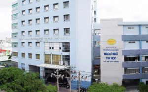 đại học ngoại ngữ tin học tphcm