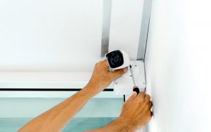 Tiến hành lắp đặt camera