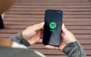 so sánh spotify premium và free