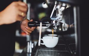 Nước rỉ ra tay trong quá trình pha